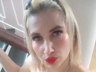 GiuliaAddams Image Gallery