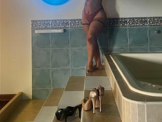 NaomyHott69 Pussy Video Webcam - Photo 3/21