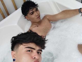 ElyanMatheus - Live sex cams model