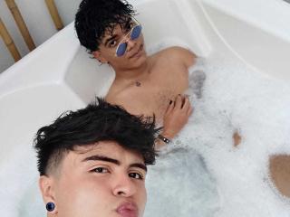 ElyanMatheus - Live sex cams model