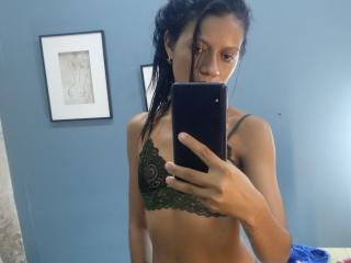 MonnicaBella Hot et Sexy Liveshow - Photo 8/18