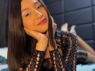 SweetSofianna live cam model at XLoveCam