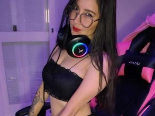 LuaHot69 live cam model at XLoveCam