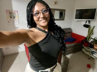 StefyRoldans Blowjob XXX Cams - Photo 18/21