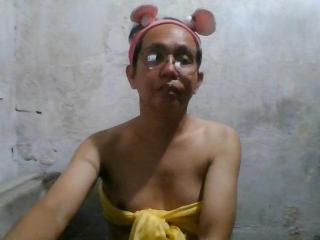 LadyRickCumForYou live cam model at XLoveCam