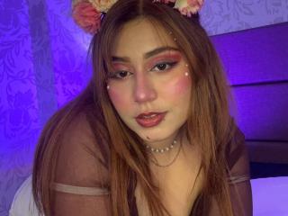 AdelaTaylor Webcam Porno Live - Photo 18/21