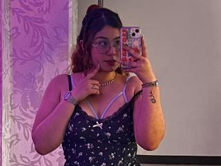 AdelaTaylor Webcam Porno Live - Photo 15/21