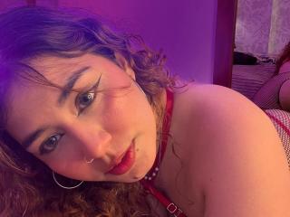 AdelaTaylor Webcam Porno Live - Photo 5/21