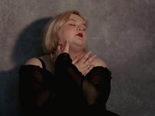 EllaBigBabe Boobs Liveshow - Photo 13/21