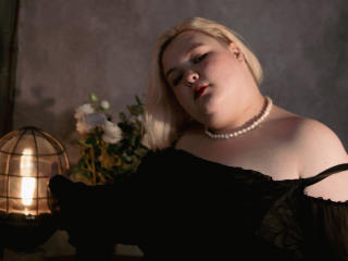 EllaBigBabe Boobs Liveshow - Photo 9/21