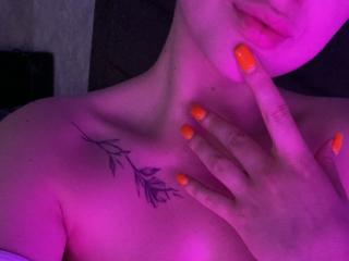 Olieri Masturbation Cam Video - Photo 4/21