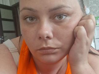 RosyEunie live cam model at XLoveCam