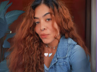 AlaiaLove Webcam Porno Live - Photo 20/21