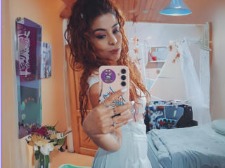 AlaiaLove Webcam Porno Live - Photo 19/21