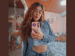 AlaiaLove Webcam Porno Live - Photo 18/21