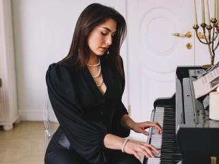 OliviaCluff Masturbation Cam Video - Photo 18/21