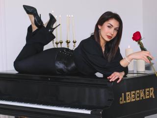 OliviaCluff Masturbation Cam Video - Photo 5/21