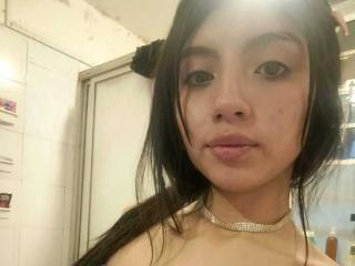 AlexaHotSex69 live cam model at XLoveCam