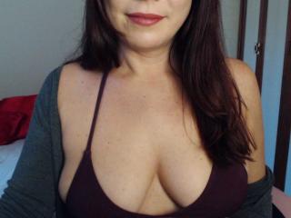 MeahBrunette Image Gallery