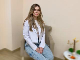 CarmingVibe live cam model at XLoveCam