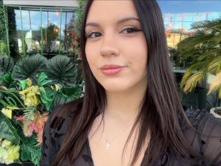 LaylaBusty69 Anal Livecam - Photo 4/6