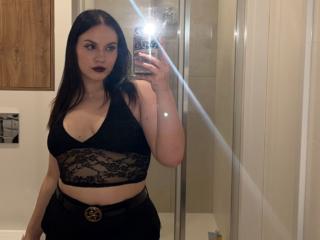 LaylaBusty69 Image Gallery
