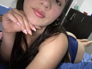 ValeryLeiton live cam model at XLoveCam
