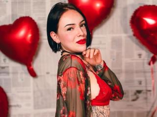 VeroHands live cam model at XLoveCam