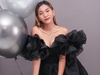 SofiaLim live cam model at XLoveCam