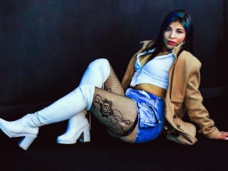 KatalinaMachado live cam model at XLoveCam