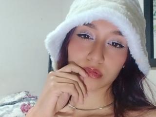 MeganMarton Hot et Sexy Liveshow - Photo 5/11