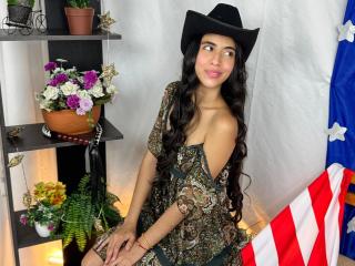 AnnaAlvarez Webcam Porno Live - Photo 15/21