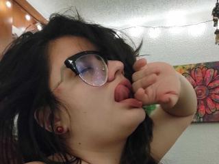 ZoeThoms MILF Live - Photo 19/21