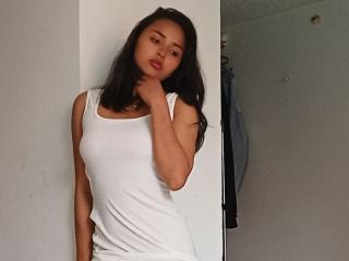 BellaChaudAmour Live Cam Porn - Photo 14/21