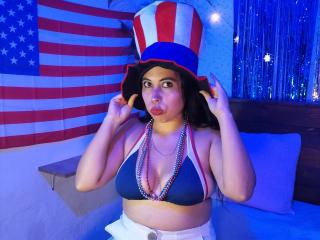 NikkieMilky Pussy Video Webcam - Photo 9/21