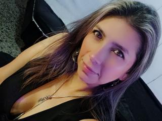 MichelleDumont Hot Liveshows - Photo 9/21