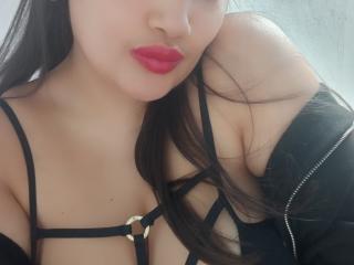 ZafiRouge live cam model at XLoveCam