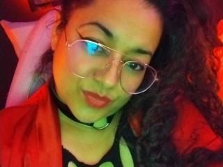 SophieMillers Blowjob XXX Cams - Photo 20/21
