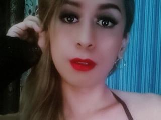 SnakeCockTs live cam model at XLoveCam