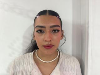 JuliethaMarquez live cam model at XLoveCam