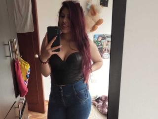 ElaiaaBakerr Boobs Liveshow - Photo 8/21