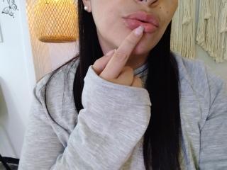 AnneEvanss Webcam Porno Live - Photo 9/21