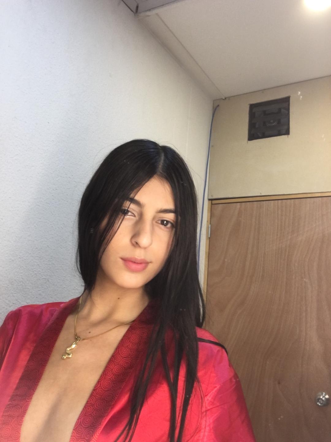 webcam model CiaSweet from XloveCam webcam model CiaSweet from XloveCam