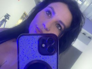 Watch NadiaSamiri live on cam on XLoveCam