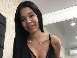 EmaGarces Boobs Liveshow - Photo 20/21