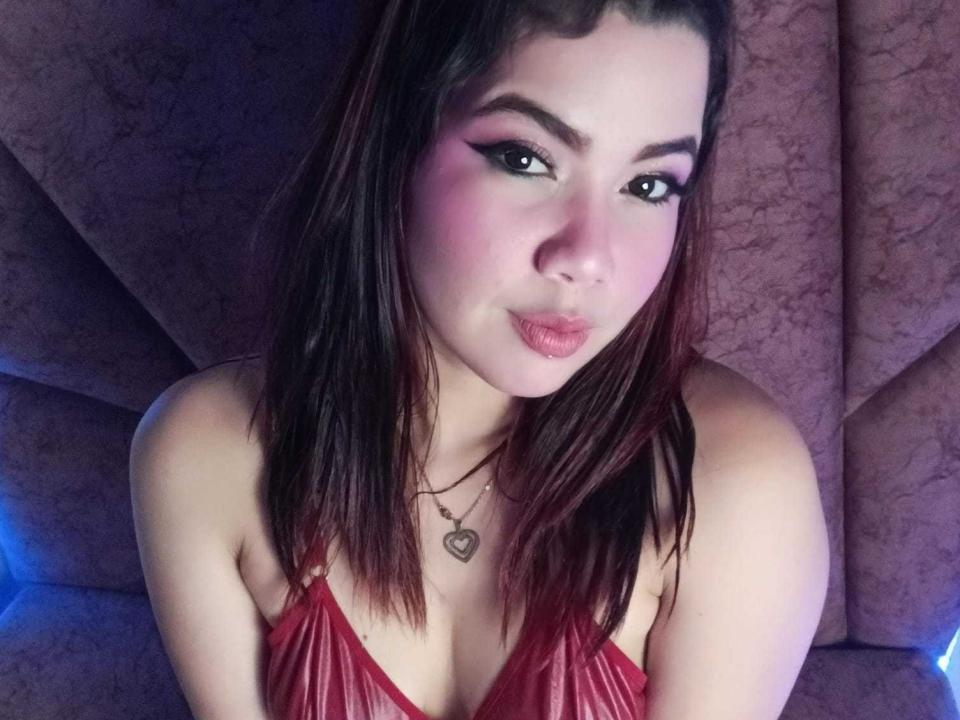 HillaryRiley — live cam photo 3