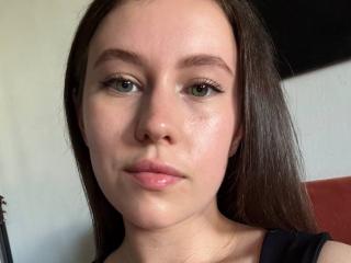 AdrianaPretty Webcam Porno Live - Photo 14/17