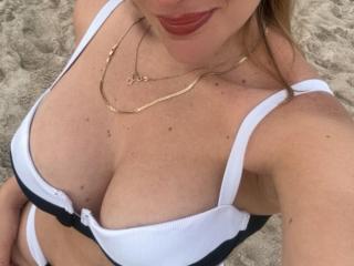ArianaLu Webcam Porno Live - Photo 20/21