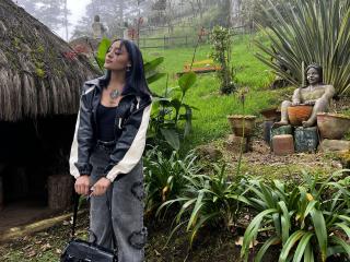 SalomeMille Blowjob XXX Cams - Photo 16/21