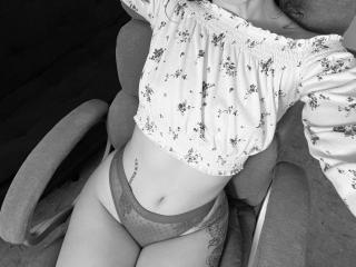 Sevillia Blowjob XXX Cams - Photo 10/21